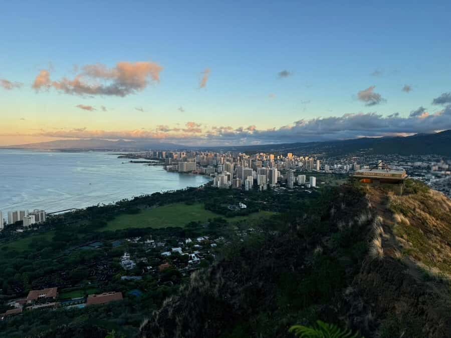 Waikiki: Diamond Head Hiking/ Hiking Starts at 7:00am. - From Waikiki at 7:00am to Diamond Head’s summit views