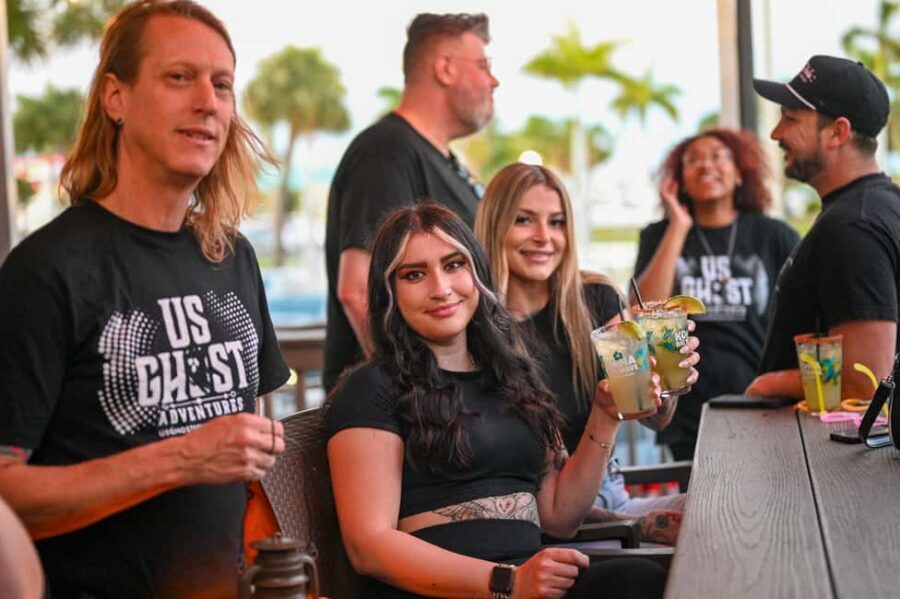 Waikiki Ghosts Boos and Booze Haunted Pub Crawl - Who This Haunted Pub Crawl Fits Best