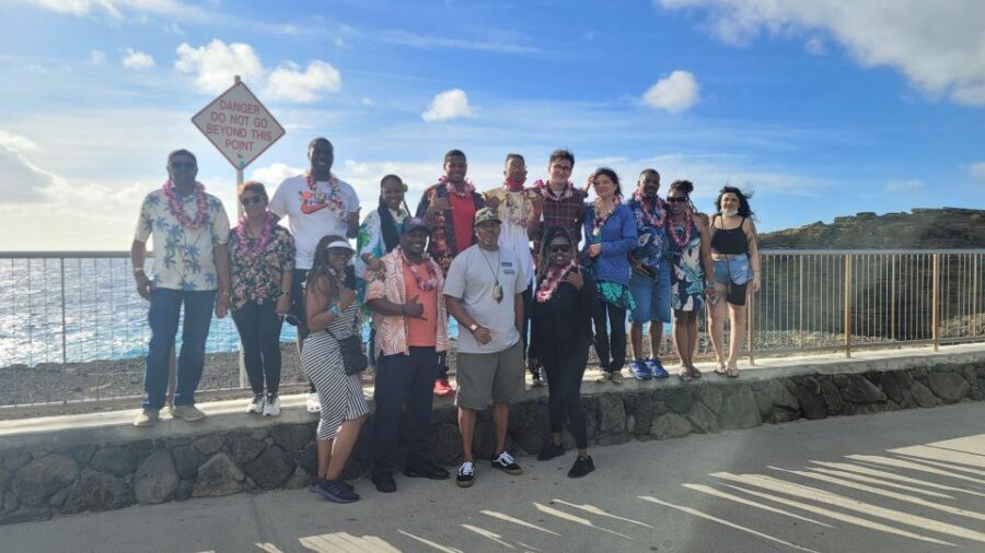 Waikiki: Oahu In a Day Circle Island Tour - Culture stop at Byodo-In Japanese Temple (entry included)