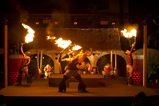 Waikiki Starlight Luau on The Great Lawn-Hilton Hawaiian Village - Waikiki Starlight Luau at Hilton’s Great Lawn: the big-picture value