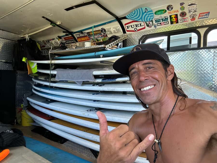Waikiki: Surf Lessons Easy 60 min classes no crowds! - The 60-minute lesson flow: land demo, then waves at Kaisers, Rockpiles, and Bowls